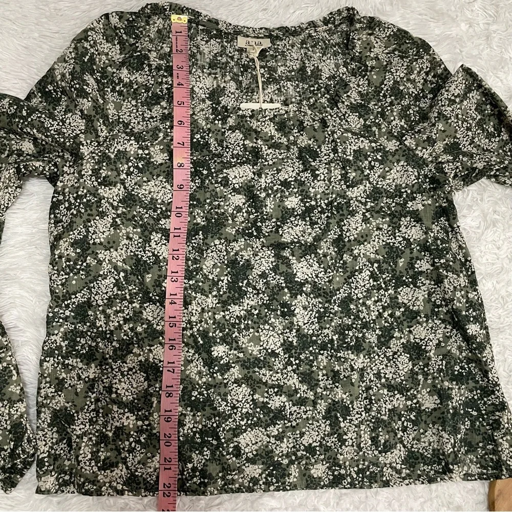 ana | NWT Sage Green Floral Boho Blouse‎